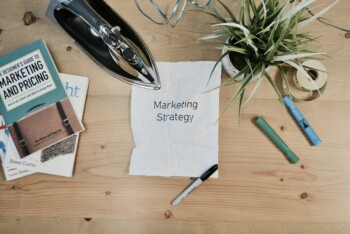 Gedruckte Marketingmaterialien erzeugen Aufmerksamkeit
